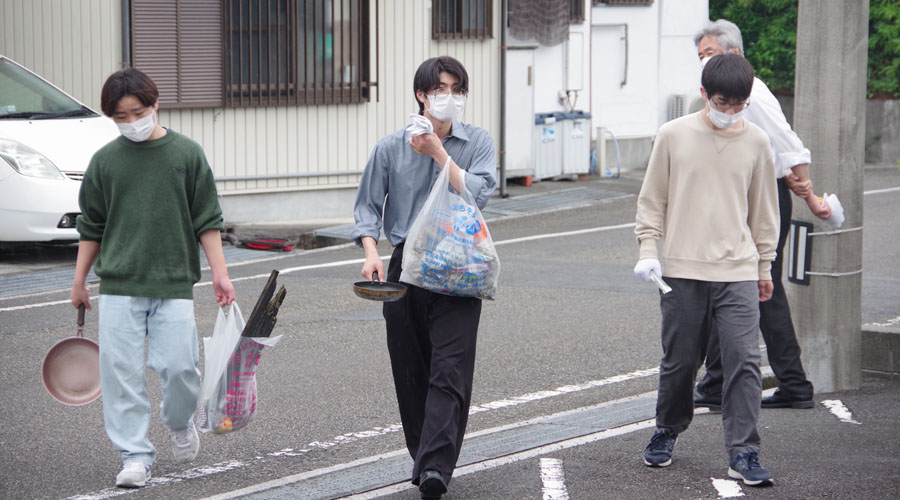 清掃活動の様子